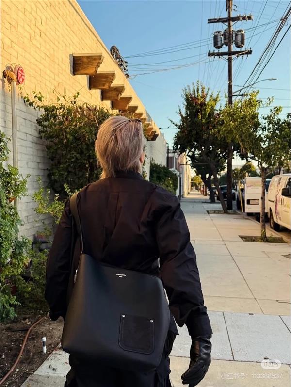 2026120181657234 270